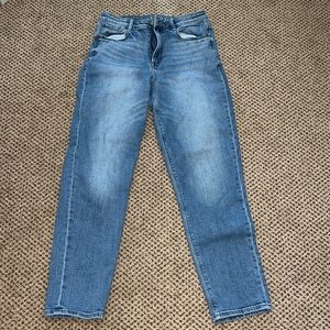 American Eagle Mom Jeans